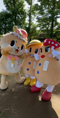 カワウソちいたんと記念写真