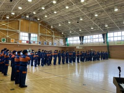 入団式で団員が整列する様子