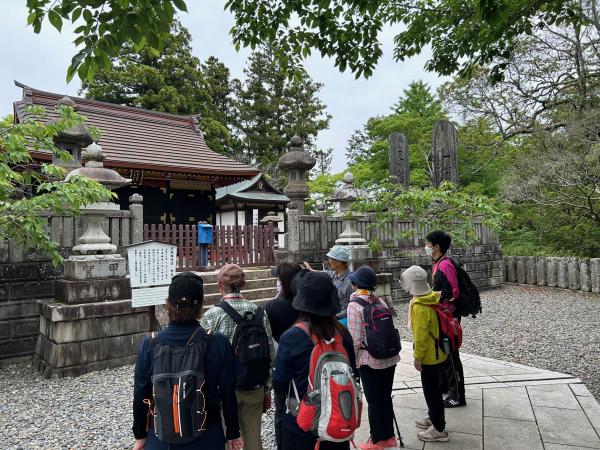 駅からハイキング