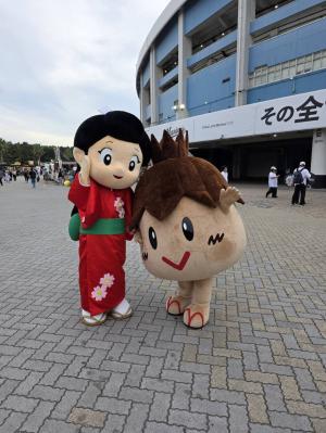 ぼっちくんとみかえりちゃん