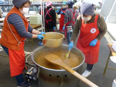 奉仕団炊き出し2