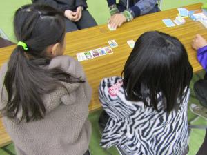 テーブルゲームitoを楽しむこども
